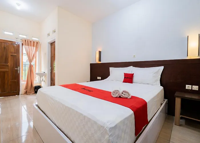 Reddoorz At Omahku Guest House Batu Malang